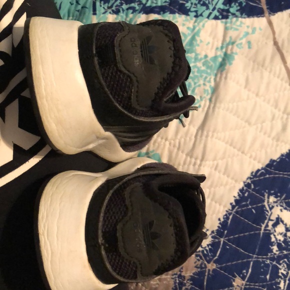 Kids adidas shoes - Picture 3 of 3